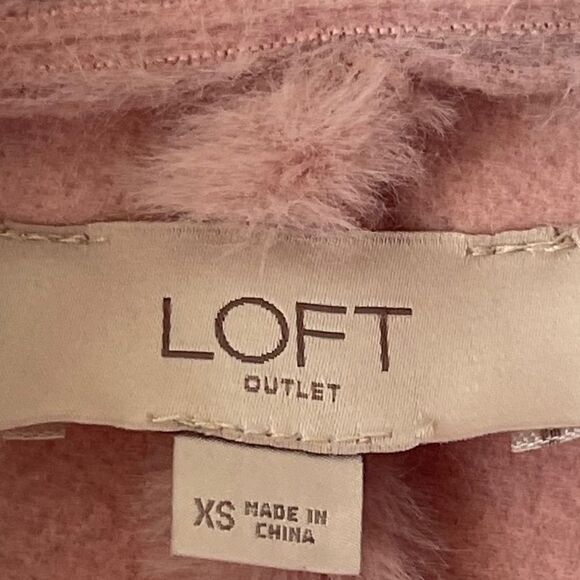 LOFT Outlet Dusty Pink Faux Fur Jacket Sz XS - Picture 9 of 9